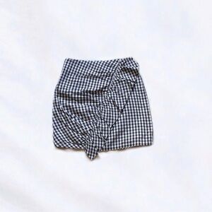 gab kate ⋆ gingham ruffle skirt